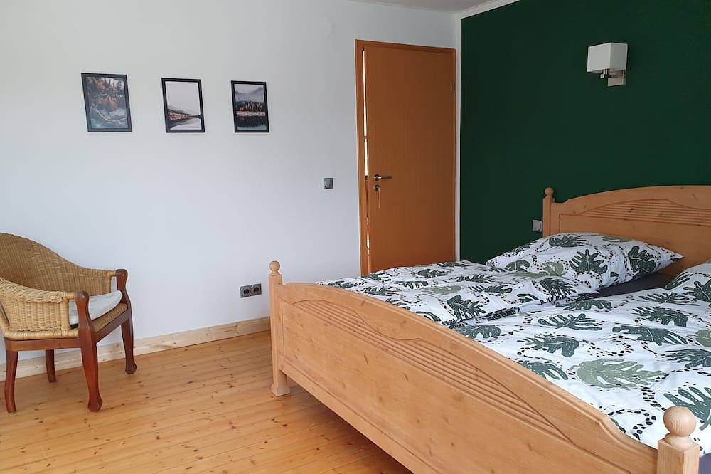 Ganze Wohnung, Fewo mit gr. Dachterrasse Nähe Trier, Eifel, Luxemburg und Moseltal in Newel, Landkreis Trier-Saarburg