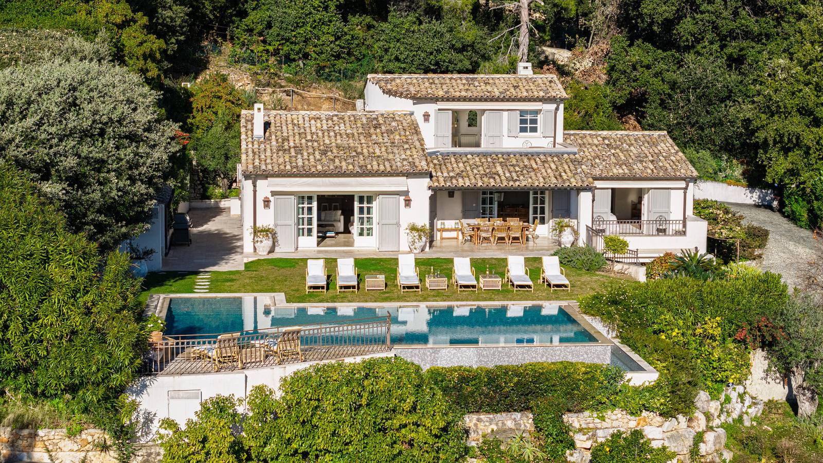 Villa Mas Bellevue in La Colle-sur-Loup, Mediterranean Coast (France)