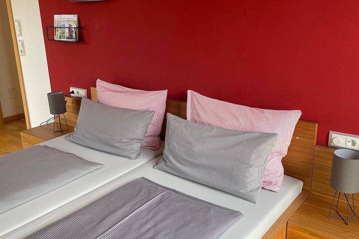 Ferienhaus für 8 Personen, mit Sauna und Balkon sowie Garten in Ueberlinger see - 2