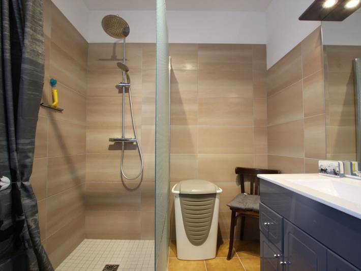 Gîte pour 6 personnes, avec jardin, animaux acceptés à Surville - 4