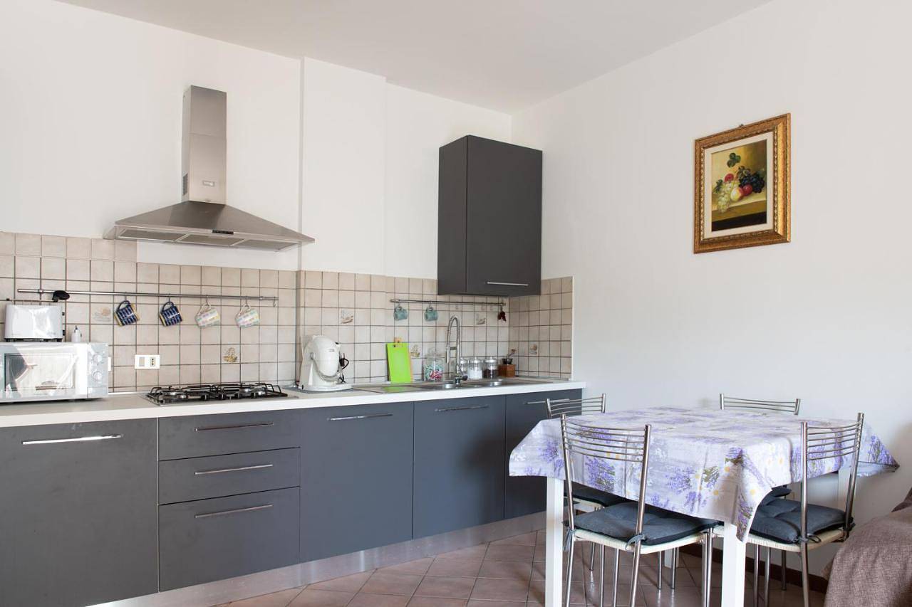 Appartamento intero, Two-Bedroom Apartment in Sarnano, Parco nazionale dei Monti Sibillini