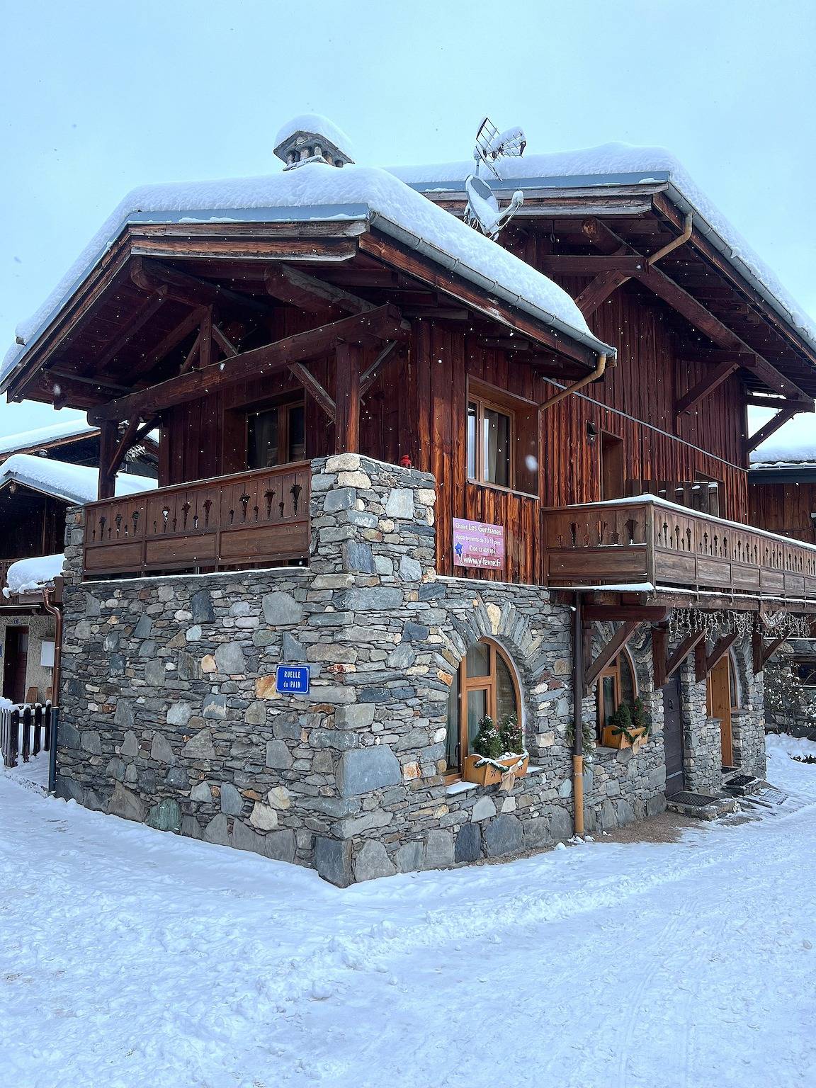 Appartement entier, Appartement "Le Rhododendron" avec vue sur les montagnes, jardin partagé et Wi-Fi in Bellentre, La Plagne-Tarentaise