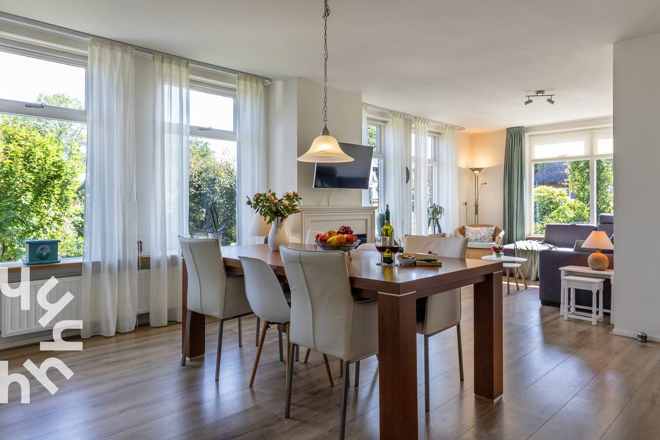 Beautiful and rural 6-person holiday farm near Giethoorn in National Park Weerribben-Wieden