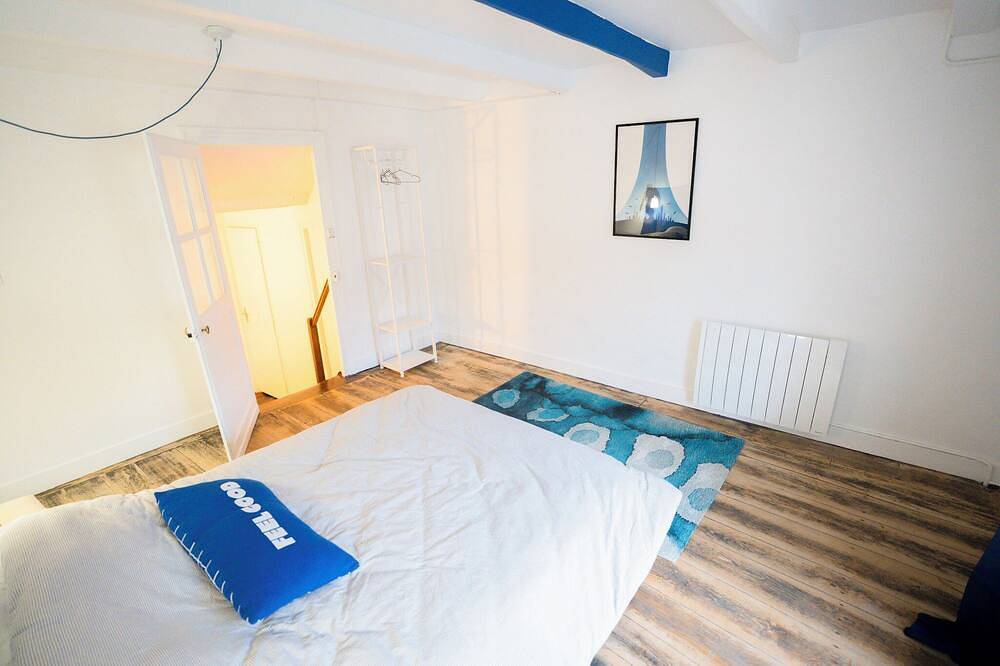 Gaming gîte for 12 people in Vivonne in Vivonne, Vienne