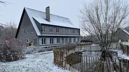 Gîte pour 16 personnes, avec jardin et vue, adapté aux familles à Ouffet