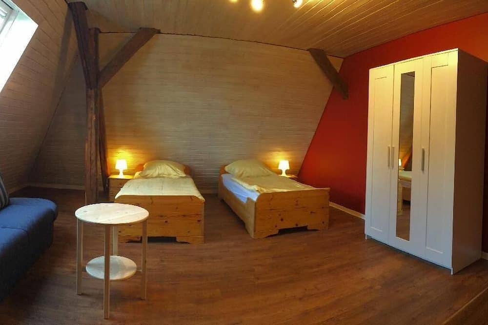 Altes Landhaus - Ferienwohnung Schleswig-Holstein in Kieler Förde, Wendtorf