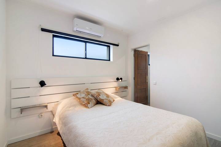 Entire apartment, Apartment 'Seashel' with Shared Terrace, Wi-Fi and Air Conditioning in Moncarapacho e Fuseta, Parque Natural da Ria Formosa