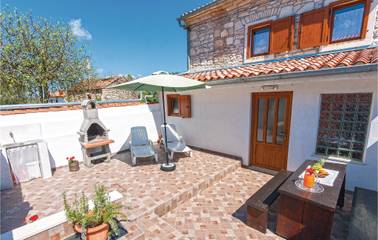 Ferienhaus für 4 Personen, mit Terrasse, mit Haustier in Marčana