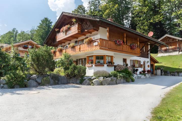 Ferienwohnung für 3 Personen, mit Balkon am Eibsee - 2