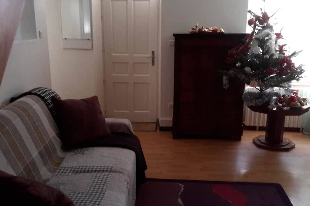 Cosy house overlooking the harbour Tourlaville in Tourlaville, Cherbourg-en-Cotentin