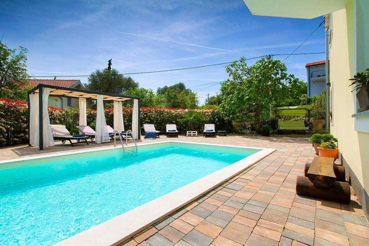 Villa Meline | Luxusvillen an der Adria in Hlapa, Krk
