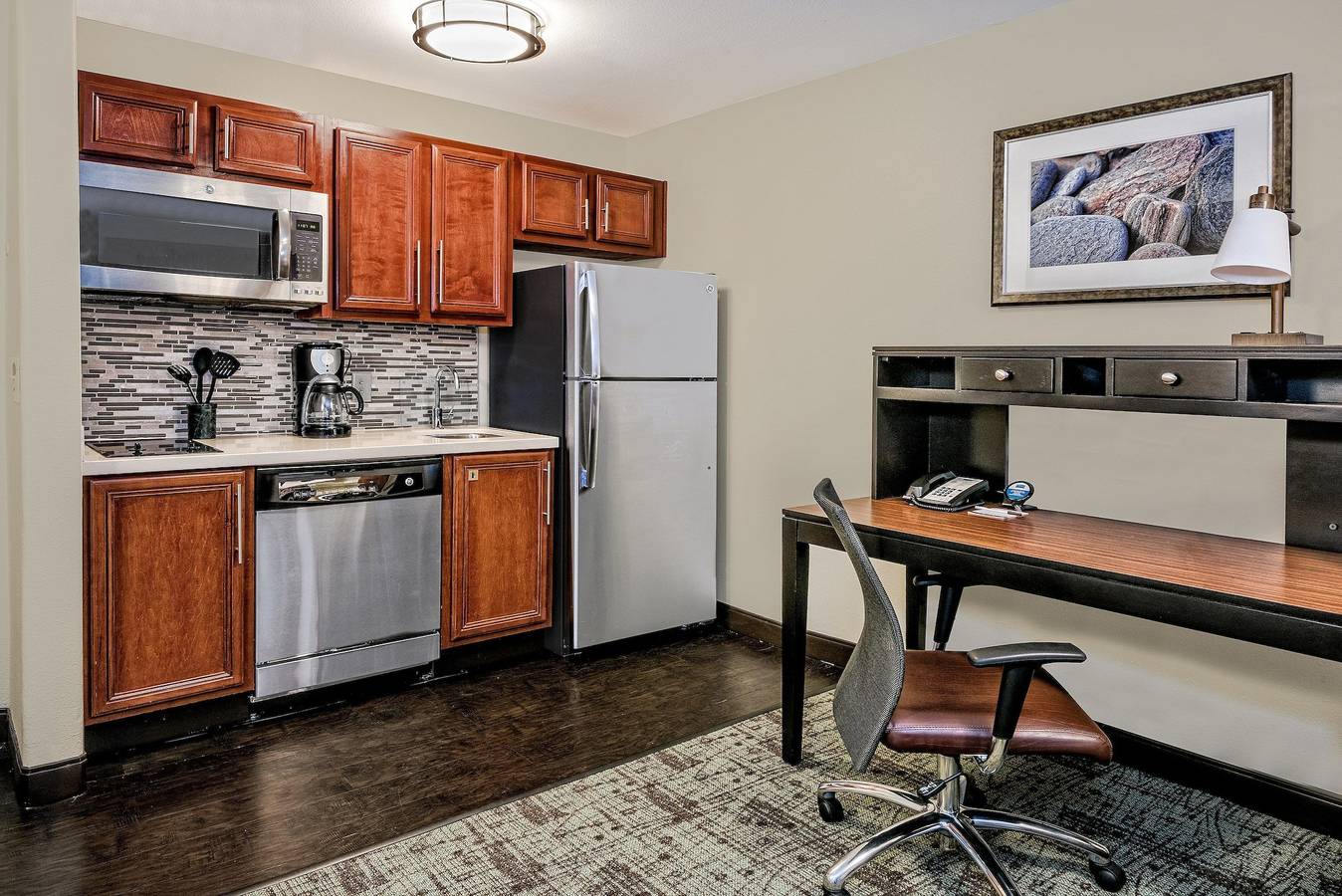 Ganzes Studio, Staybridge Lubbock in Lubbock, Lubbock County
