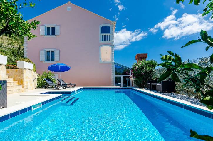 Villa per 8 persone, con Vista oceano e Balcone nonché Giardino e Sauna a Canali