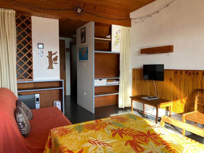 Gîte pour 6 personnes, avec terrasse et vue ainsi que sauna et bassin pour enfant dans La Banne d'Ordanche - 3