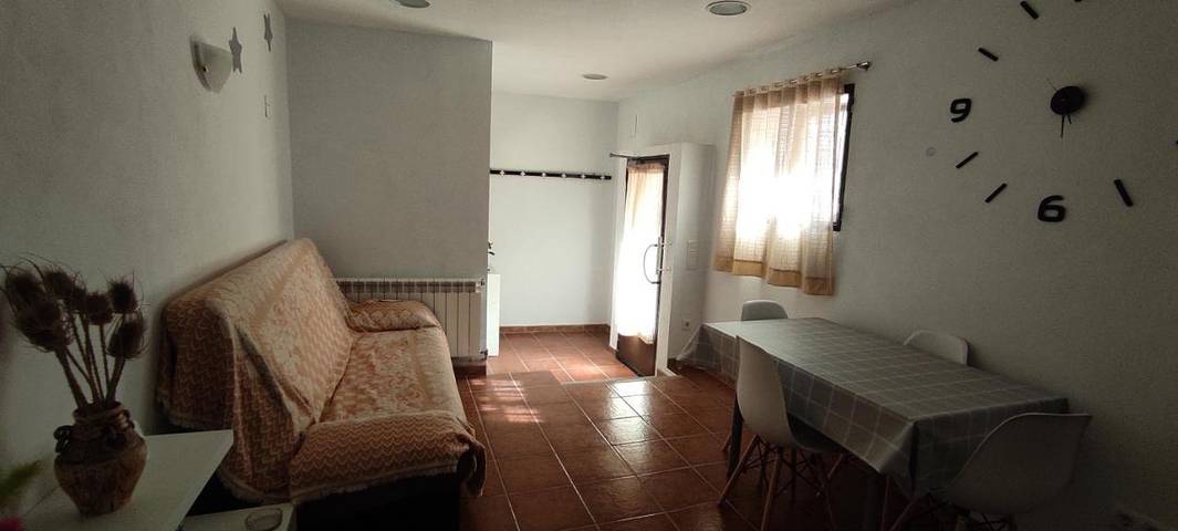 Gîte pour 3 personnes à Arnes - 2