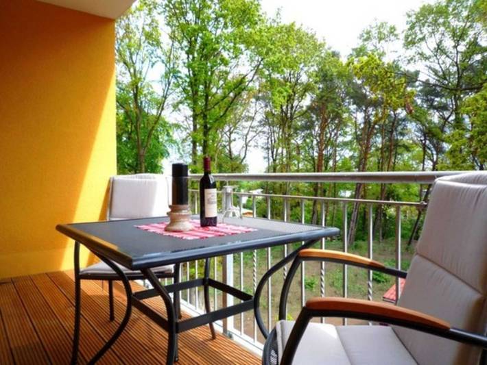 Bungalow für 3 Personen, mit Balkon und Garten, kinderfreundlich in Zempin - 2