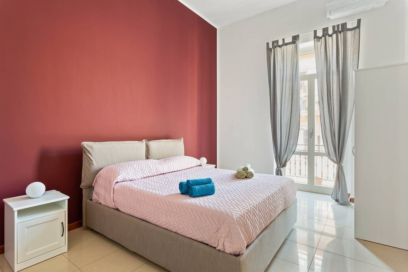 Apartamento entero, Via G. A. Pasquale 16 in Nápoles, Provincia de Nápoles