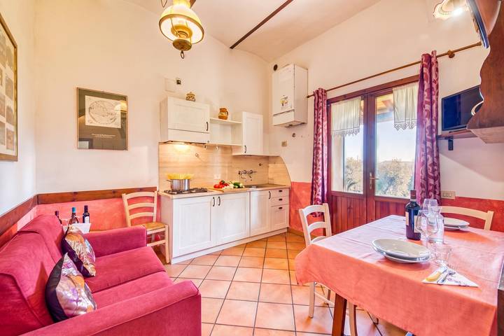 Apartamento entero, Ginestra Apt with Shared  2 pax in Castiglione del Lago, Lago Trasimeno