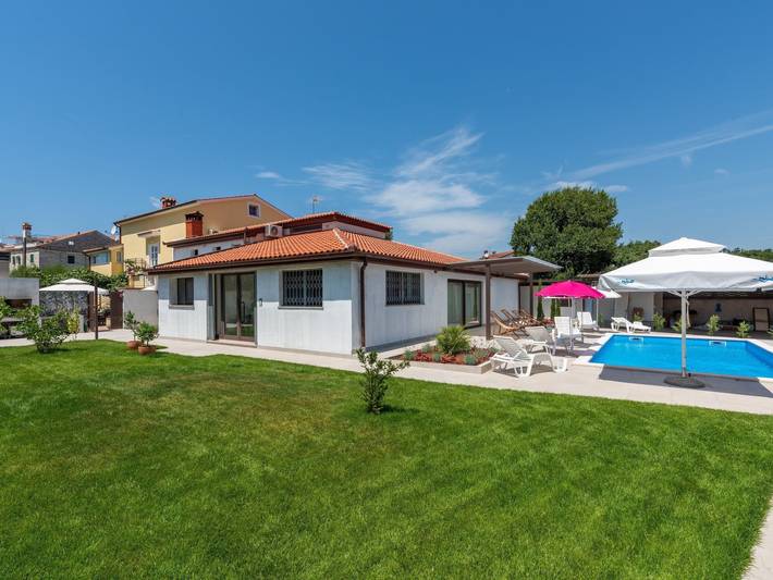 Ferienwohnung für 2 Personen, mit Terrasse und Garten in Poreč - 3