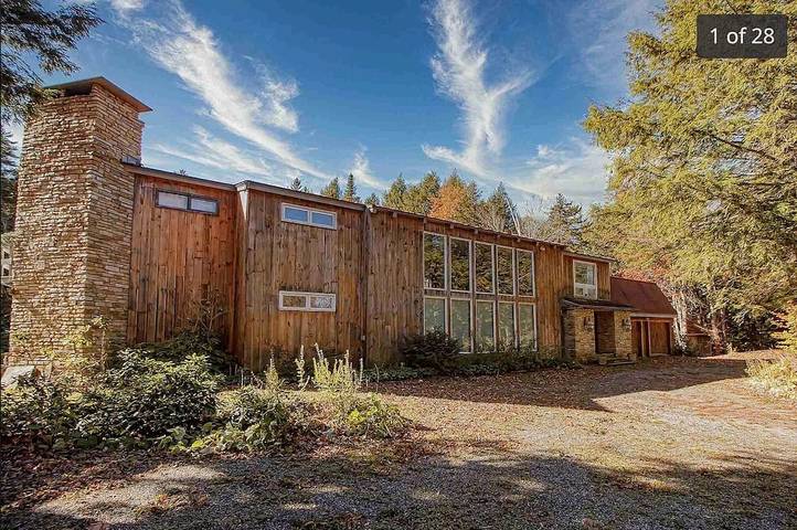 Vacation rental for 10 people, with sauna and yard as well as hot tub in Mount Snow