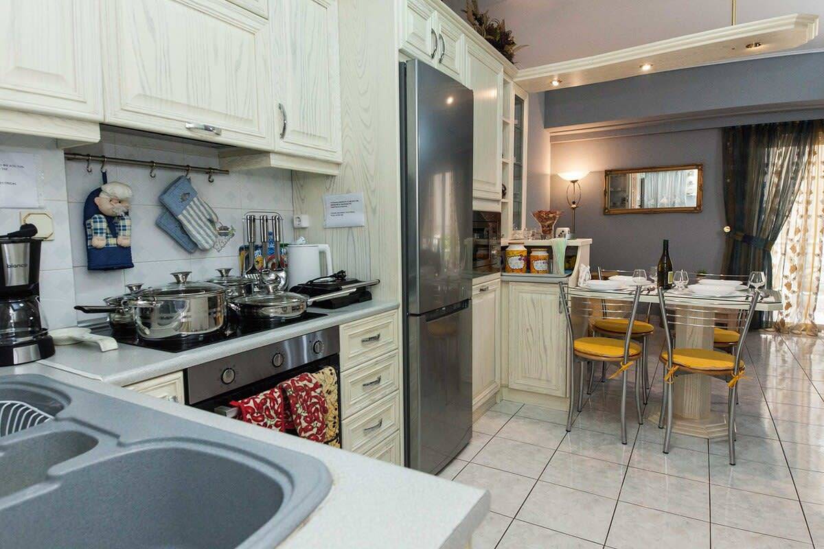 Apartamento entero, Chrisoupoli Cheerful 2 Bd Apt with Balcony in Sección oeste de Atenas, Atenas