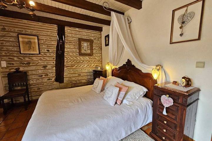 Location de vacances pour 2 personnes, avec jardin ainsi que piscine et jacuzzi à Sigalens - 3