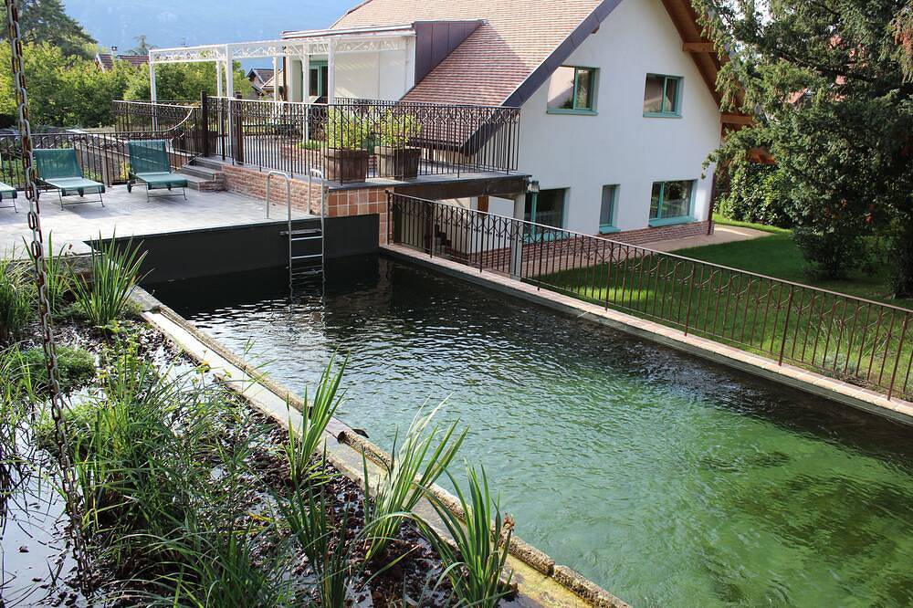 Appartement dans éco-gîte avec piscine et terrasse, à 800m du Lac du Bourget in Brison-Saint-Innocent, Région de Chambéry