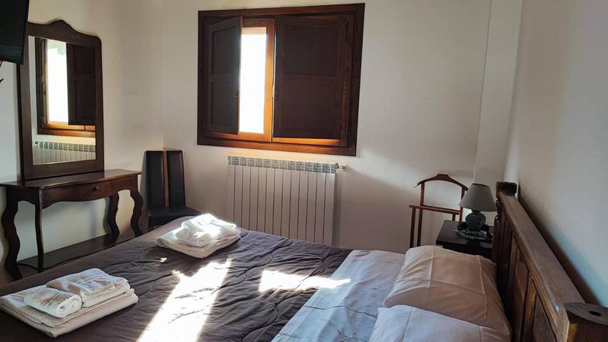 Residence per 4 persone, con panorama e giardino in Celano