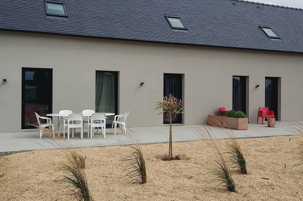 Entre L'aber-wrac'h et L'aber Benoît, Gîte Confortable Dans une Vaste Propriété in Lannilis, Brest region