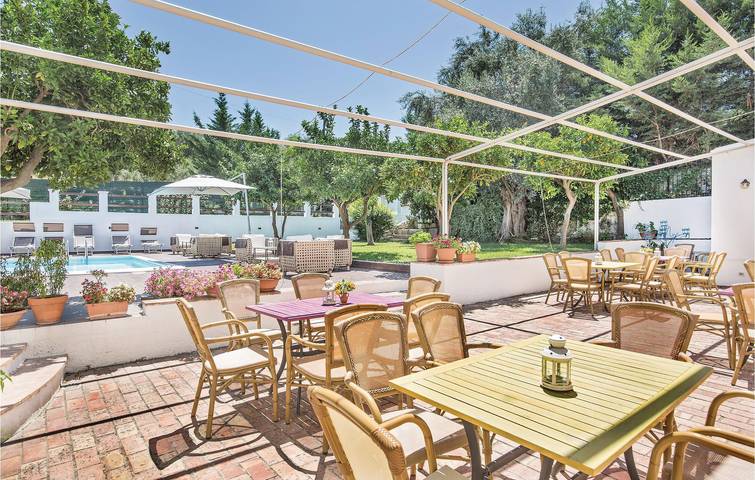 Ferienhaus für 18 Personen, mit Pool und Terrasse in Kalabrien - 3