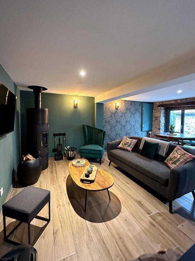 Gîte pour 5 personnes, avec bassin pour enfant et jardin ainsi que jacuzzi et piscine à Boutx - 4