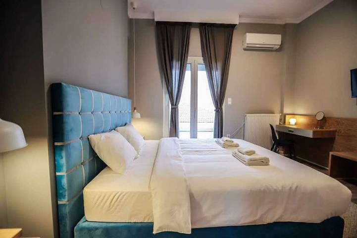 Entire apartment, Apollo: Luxury Aristotelous penthouse in Thessaloniki region