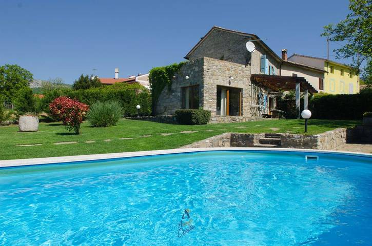 Ferienhaus für 5 Personen, mit Balkon und Terrasse sowie Garten und Pool in Istrien - 2
