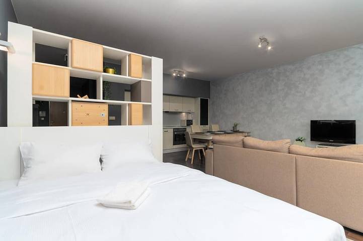 Entire apartment, Wyspa Słodowa Serenity Studio in Wrocław, Lower Silesia