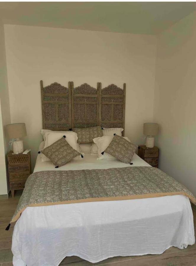 Chambre avec balcon à louer in Guitera-les-Bains, Parc naturel régional de Corse