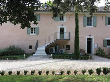 Gîte pour 4 personnes, avec jardin ainsi que balcon et piscine à Saint-Hippolyte-le-Graveyron