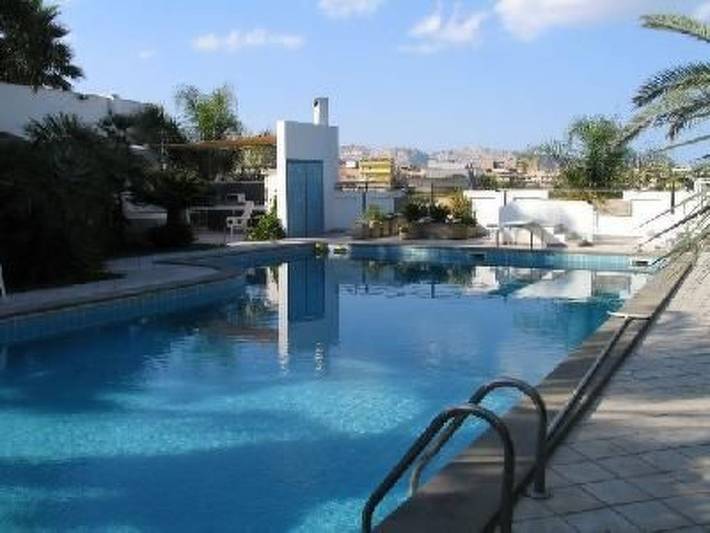Agriturismo per 3 persone, con Terrazza e Giardino nonché Piscina a Augusta (Italy)