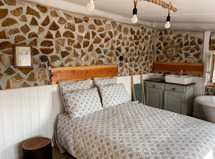 Gîte pour 2 personnes, avec piscine et jacuzzi dans Saône-et-Loire - 4