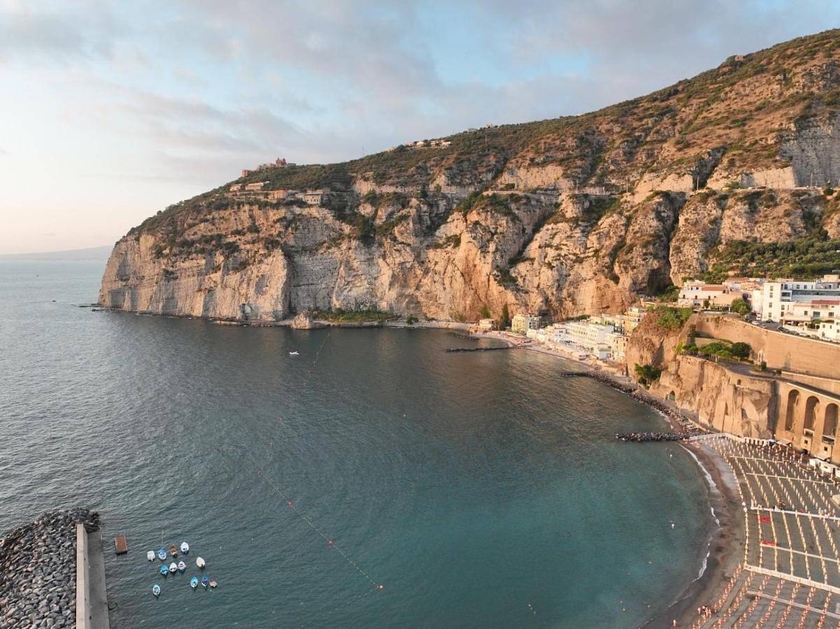 Deluxe Double Room with Balcony in Meta, Sorrento Coast