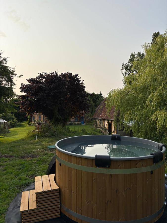 Location de vacances pour 8 personnes, avec jacuzzi et jardin dans Livarot-Pays-d'Auge - 3