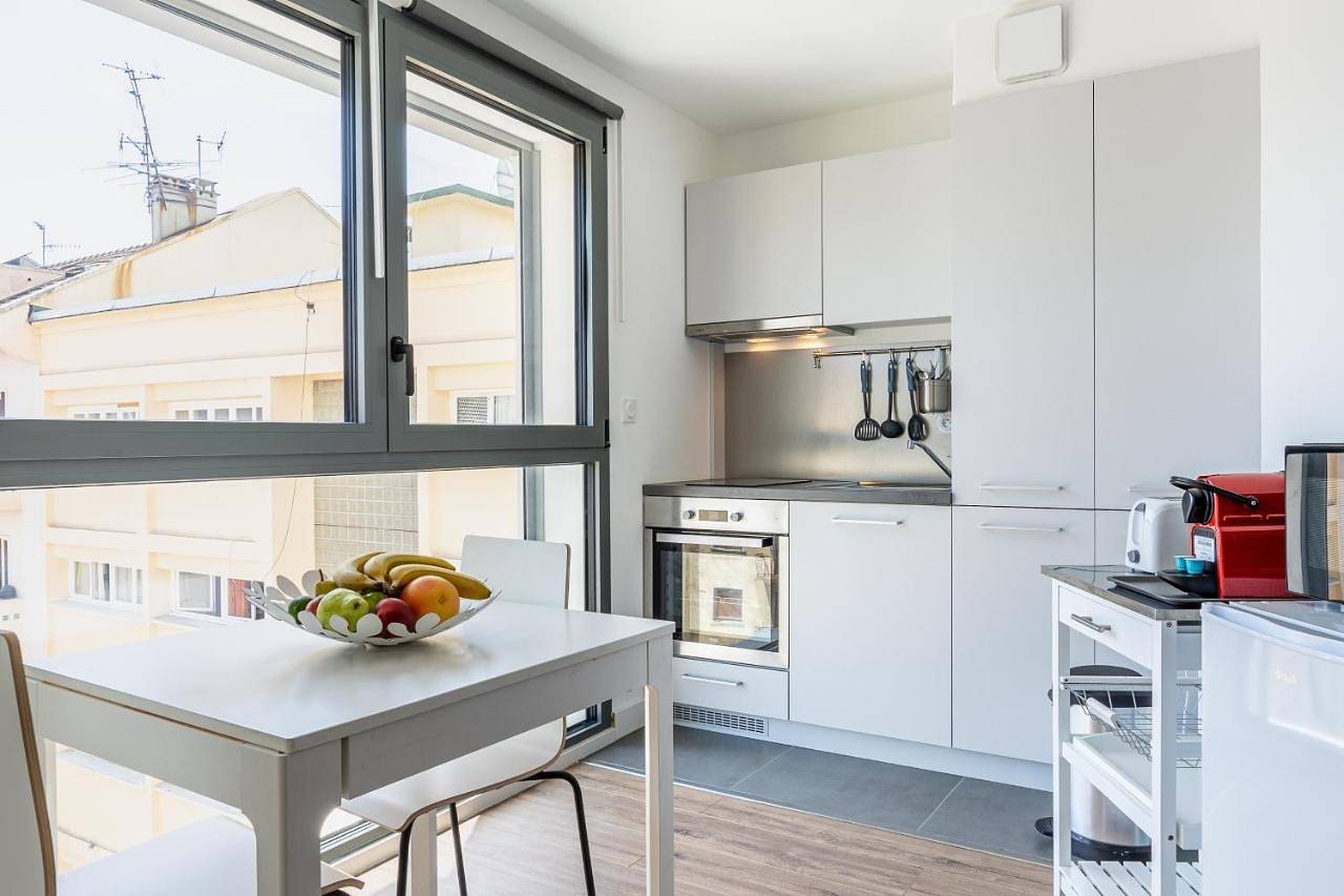 Appartement entier, One-Bedroom Apartment in Annemasse, Région de Saint-Julien-en-Genevois