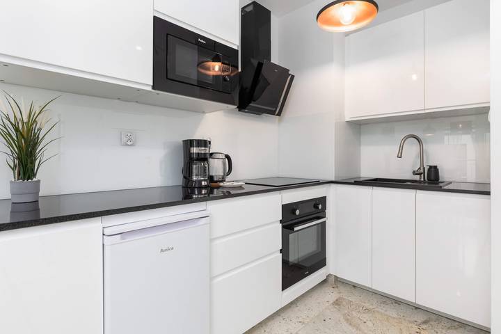 Appartement entier, Apartment with Bedroom and Balcony | 1.5 km to the Beach in Kołobrzeg, Baltic Sea Pomerania