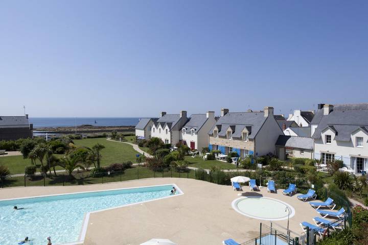 Appartement de vacances pour 3 personnes, avec Balcon ainsi que Terrasse et Piscine