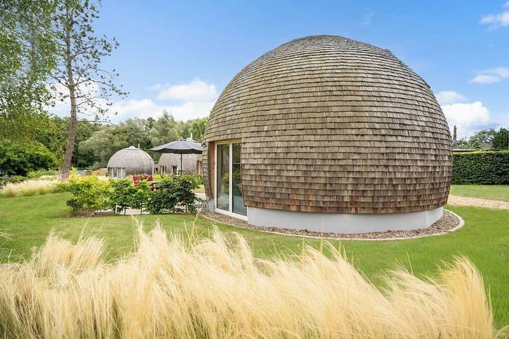 Ferienhaus für 4 Personen, mit Terrasse und Garten in Penzlin