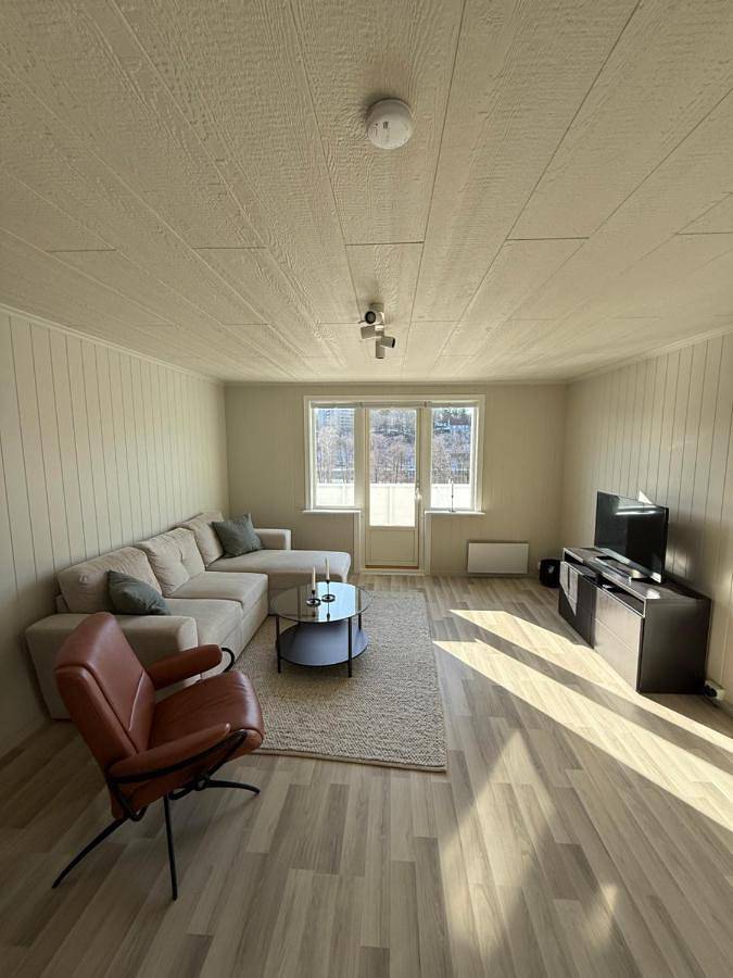 Ferienwohnung für 8 Personen, mit Balkon und Ausblick - 1