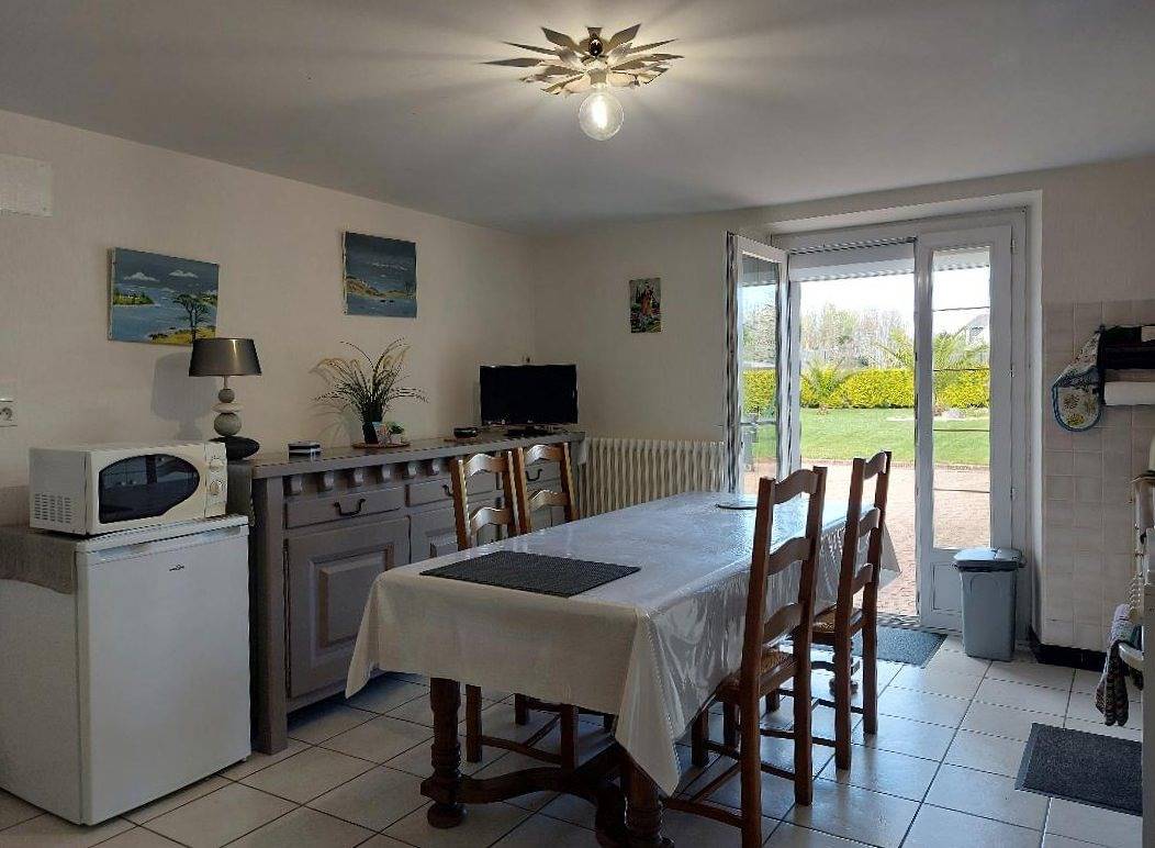 Chez Marie-Annick, chambre tout confort, parking fermé - Chambre in Cancale, Baie du Mont-Saint-Michel