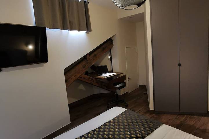Ferienwohnung für 4 Personen, mit Whirlpool und Balkon in Lyon - 4