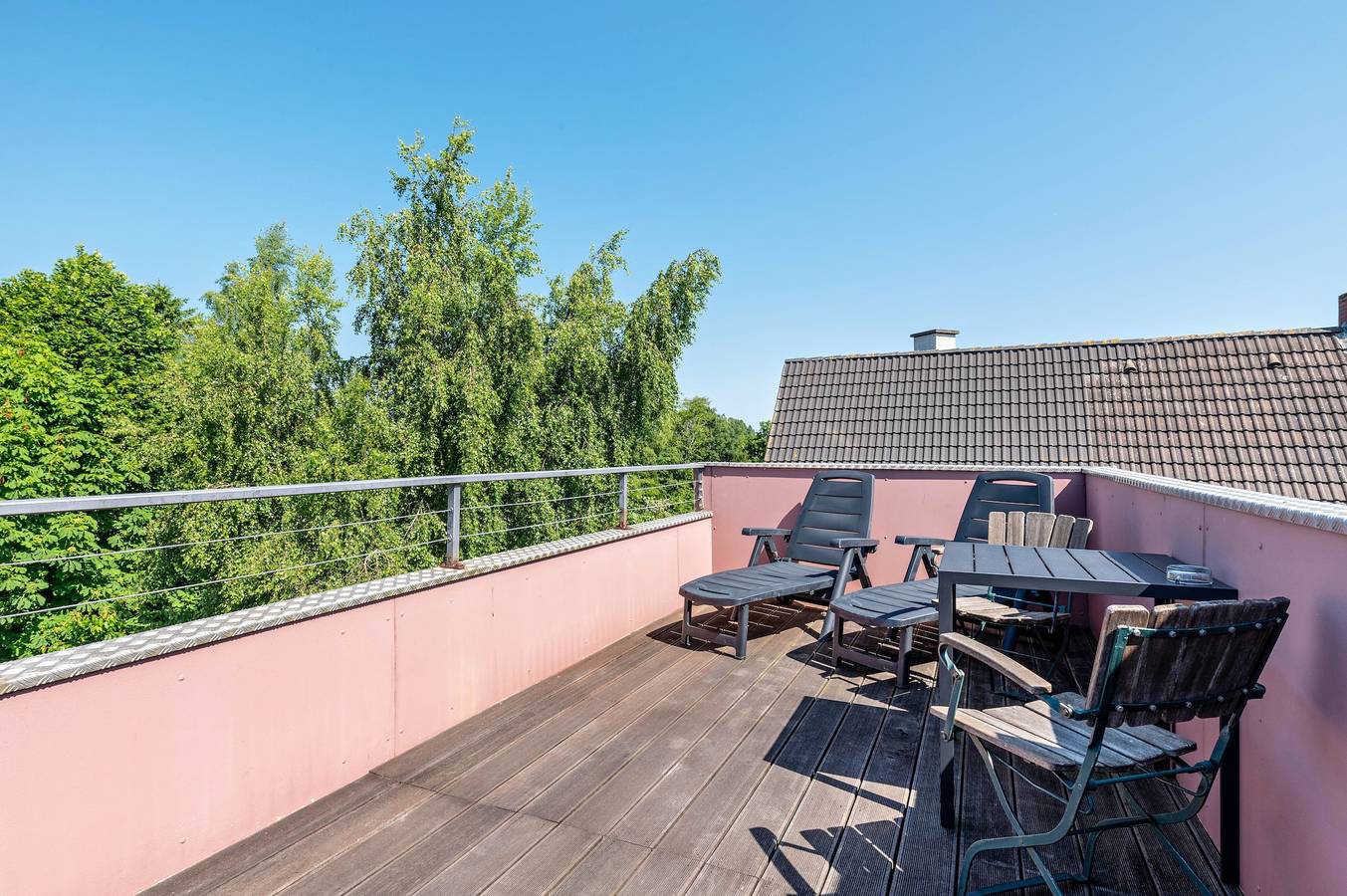 Ganze Wohnung, Ferienwohnung '1 Zimmer-' mit Dachterrasse und Wlan in Döse, Cuxhaven