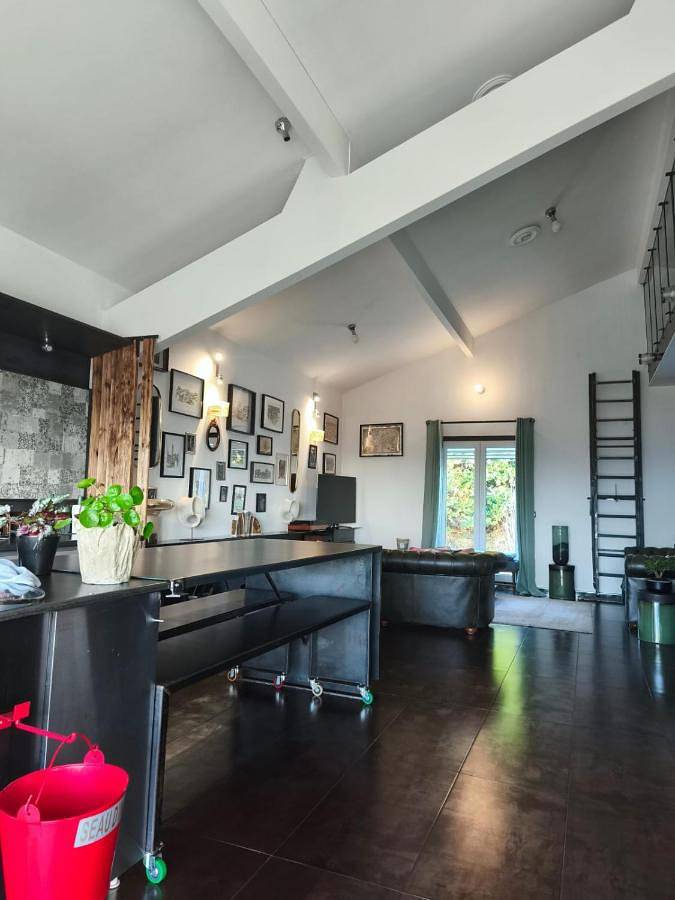 Location de vacances pour 7 personnes, avec Terrasse ainsi que Jardin et Vue à Briscous - 3