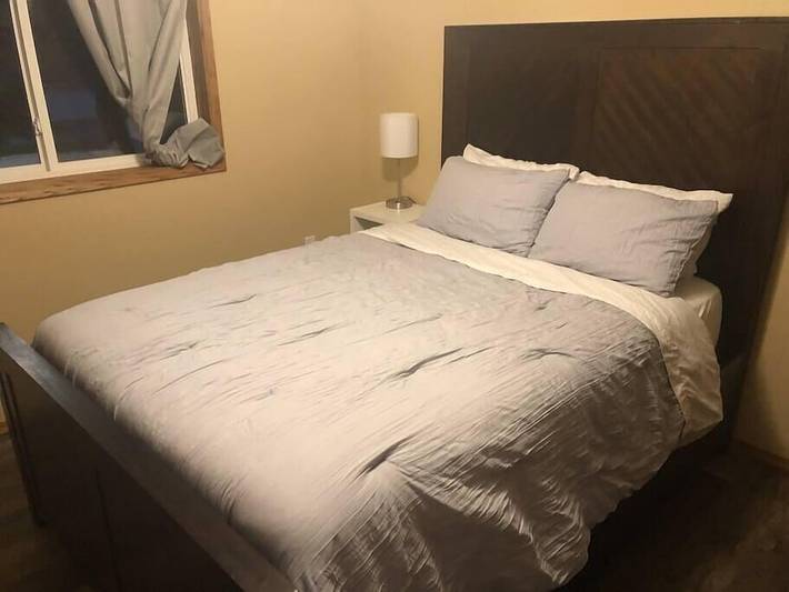 Vacation rental for 14 people, with balcony and yard in Sioux Falls